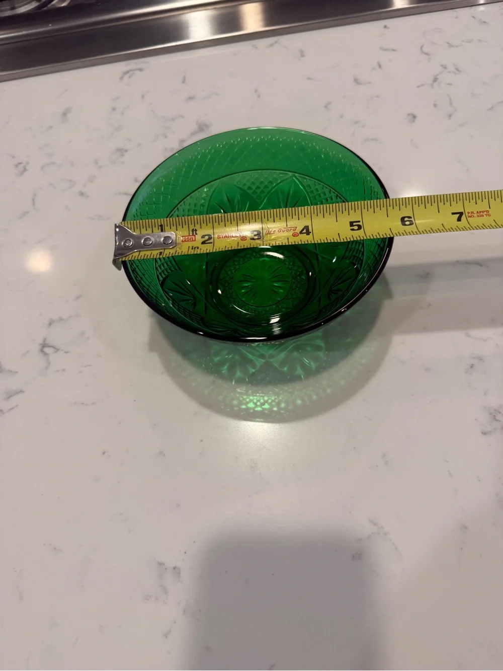 Vintage Emerald Green Pressed Glass Bowl Diamond Starburst Pattern 5.5”